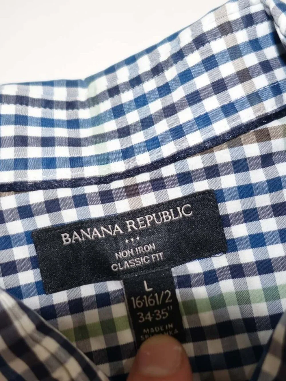 Banana Republic Men's Non Iron Classic Fit Dress Shirt Large 16 - 16.5 Gingham